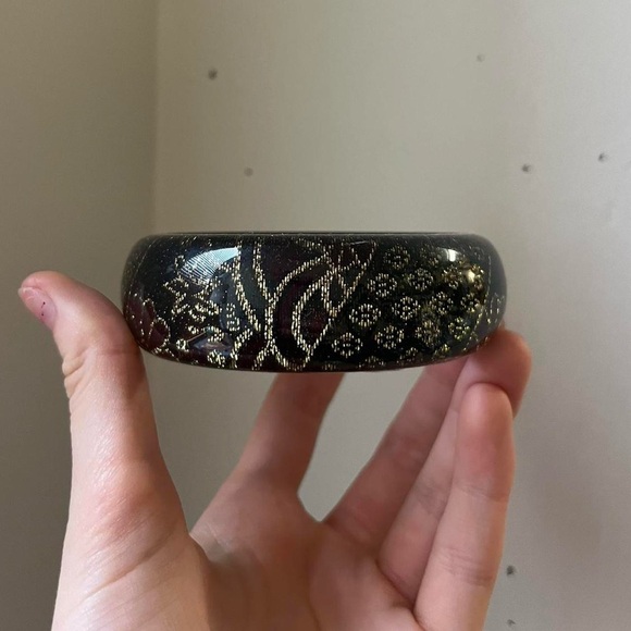 Funky Patterned Bangle - Picture 4 of 6